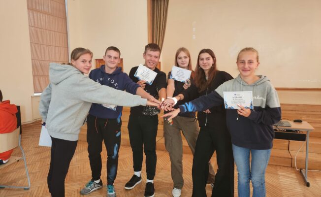 1. vietas ieguvēji, 8. klases