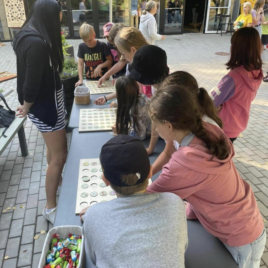 5.d aktīvi darbojas