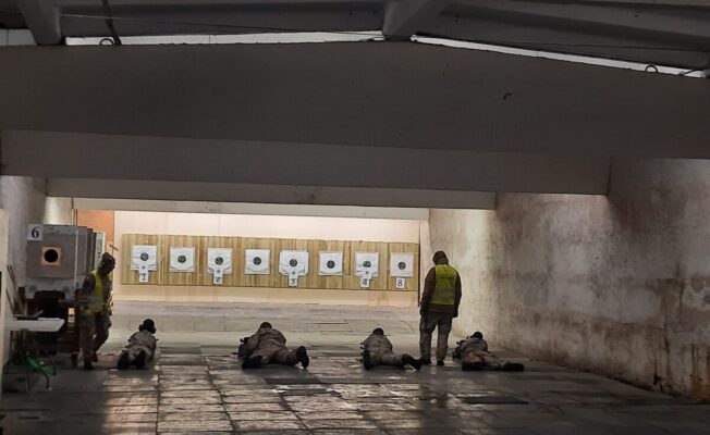 Jaunsargi šaušanas nodarbībā