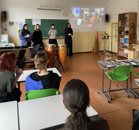 RMMT pārstāvji iepazīstina mūsu skolēnus ar mācību iespējām pēc 9. klases un dalās pieredzē par izvēlētajām profesijām